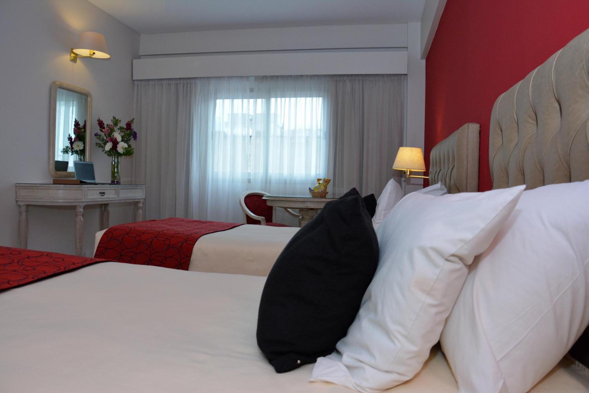 Centuria Hotel بوينس آيرس الغرفة الصورة