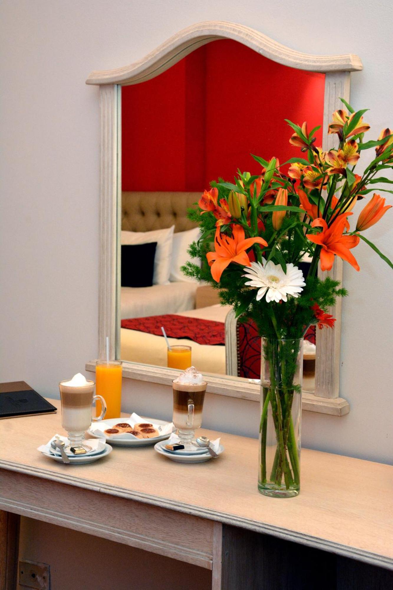 Centuria Hotel بوينس آيرس الغرفة الصورة