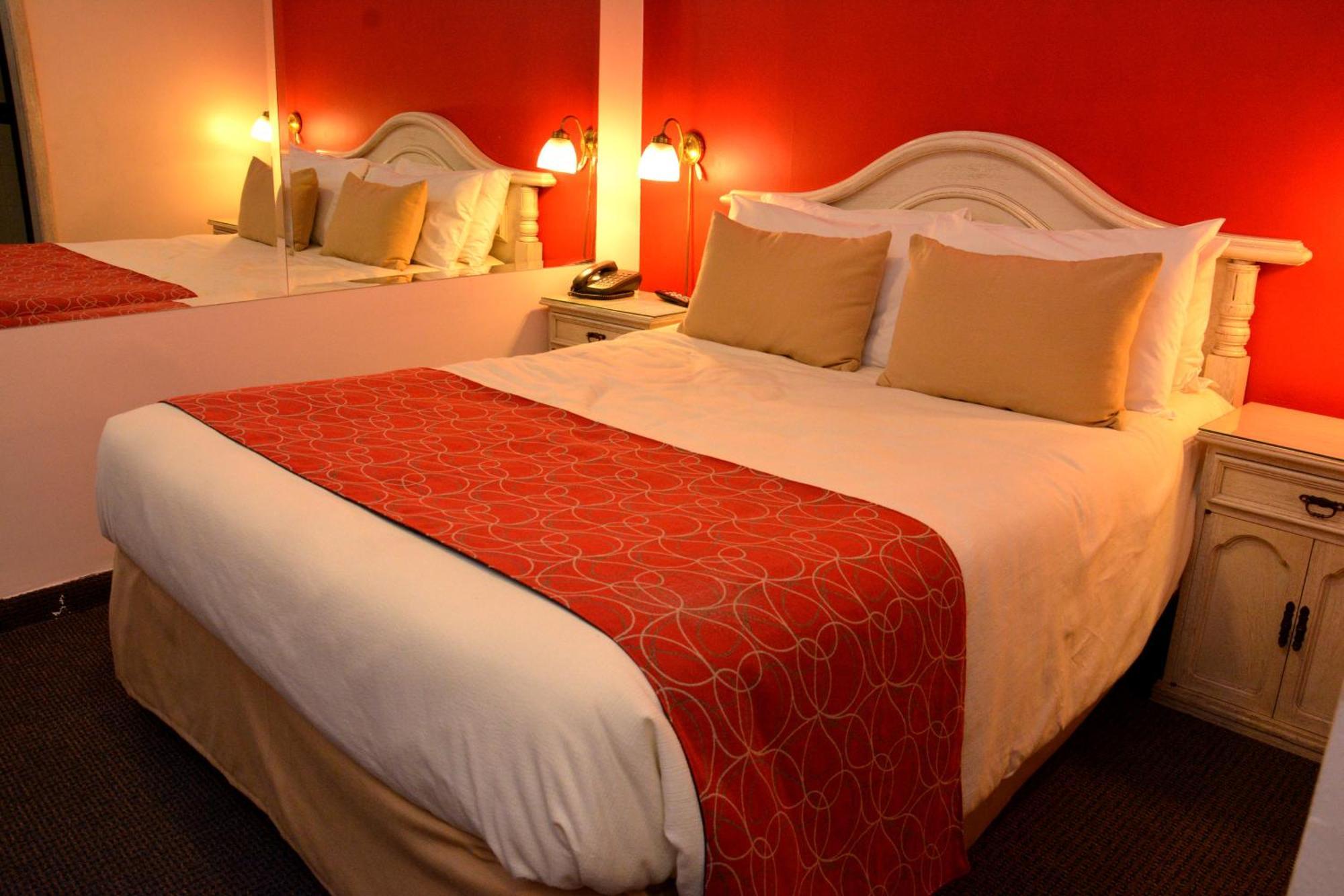 Centuria Hotel بوينس آيرس الغرفة الصورة